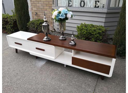 gallery image of DeHome Furniture